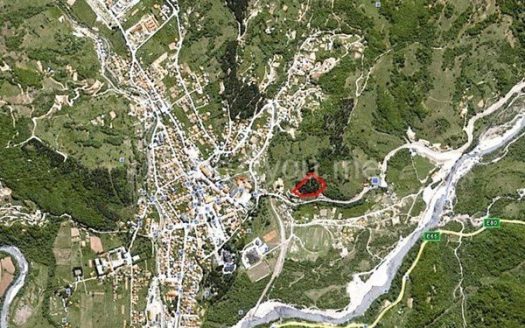 Building land in an excellent location, designated for the construction of a tourist-apartment complex, Kolašin