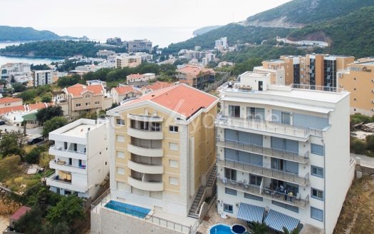 Apartments for Sale in a Building with a Pool, Ivanovići, Bečići