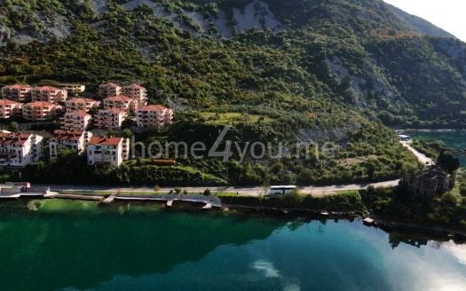 Construction land for building a hotel complex on the first sea line, Risan