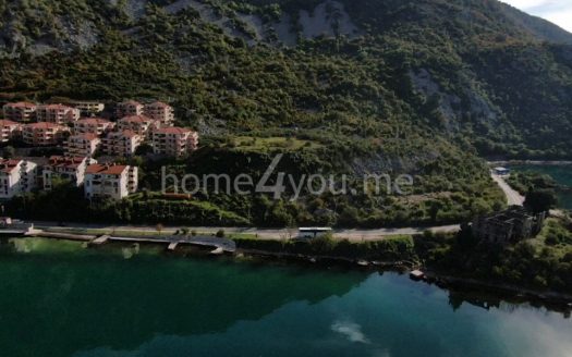 Construction land for building a hotel complex on the first sea line, Risan