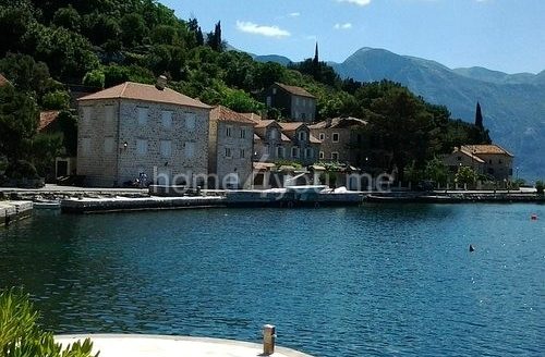 Luxury villa on the first line to the sea with a private pier, Stoliv, Kotor