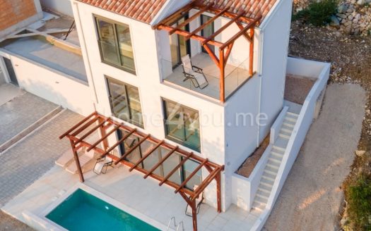 Villa with a pool and panoramic sea view, Blizikuće, Budva