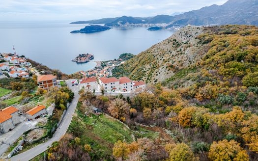 Apartments for sale in pre-construction directly from the developer – luxury ccomplex with a pool above Sveti Stefan, Budva