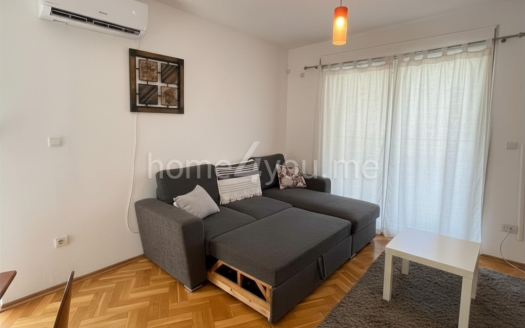 Furnished one-bedroom apartment with sea view, Bečići, Budva