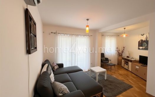Furnished one-bedroom apartment with sea view, Bečići, Budva