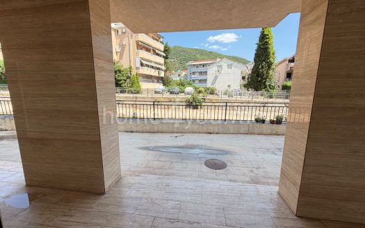 Commercial space for long-term leas, Nivel Building, Budva
