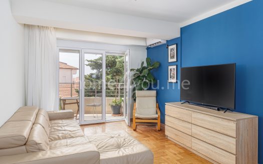 Two-bedroom apartment with parking space, Lazi, Budva