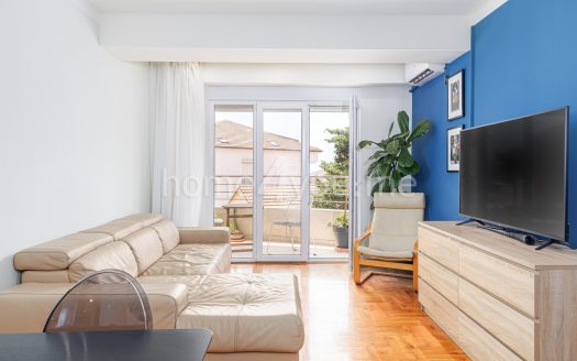 Two-bedroom apartment with parking space, Lazi, Budva