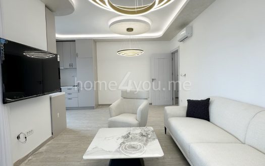 Furnished two-bedroom apartment with panoramic sea views, Bečići, Budva