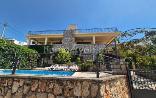 Two stone houses with a swimming pool and sea views, Krimovica, Kotor